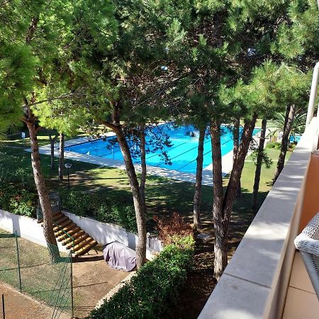 Solare Apartment Бибионе Екстериор снимка