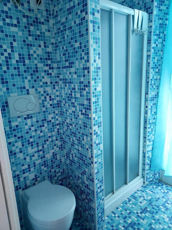 Solare Apartment Бибионе Екстериор снимка