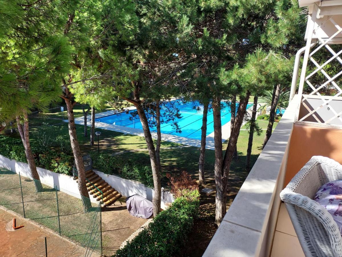 Solare Apartment Бибионе Екстериор снимка